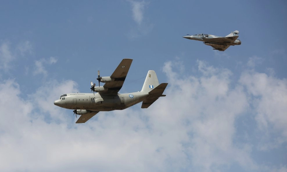 Turski vojni zrakoplov s najmanje 20 ljudi srušio se u Gruziji, oglasio se Erdogan